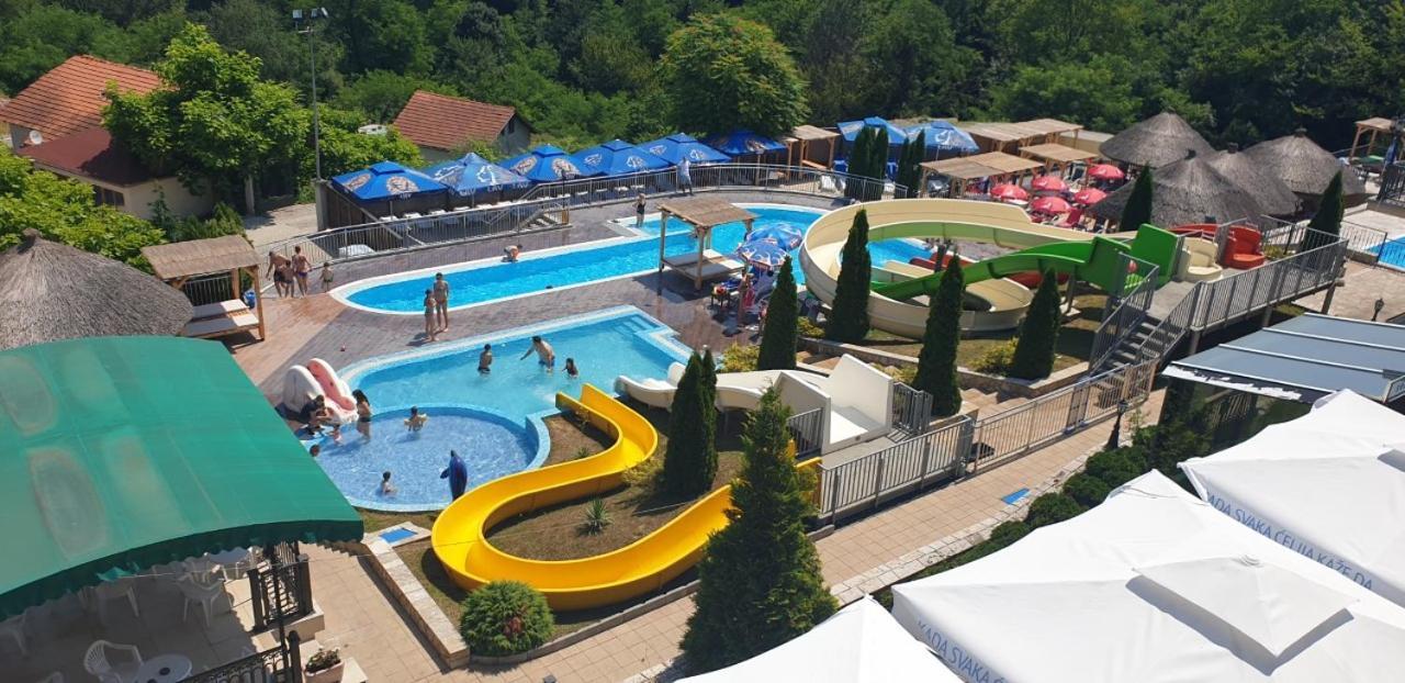 Sunny Hill Apartments & Aqua Park Vrnjacka Banja Luaran gambar