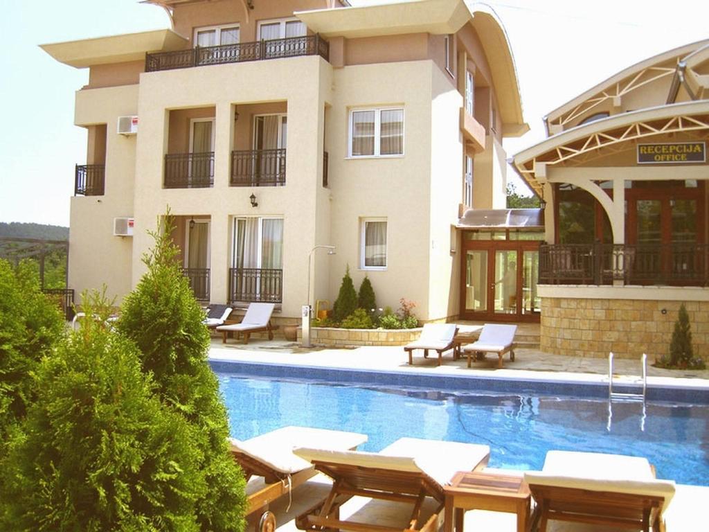 Sunny Hill Apartments & Aqua Park Vrnjacka Banja Luaran gambar