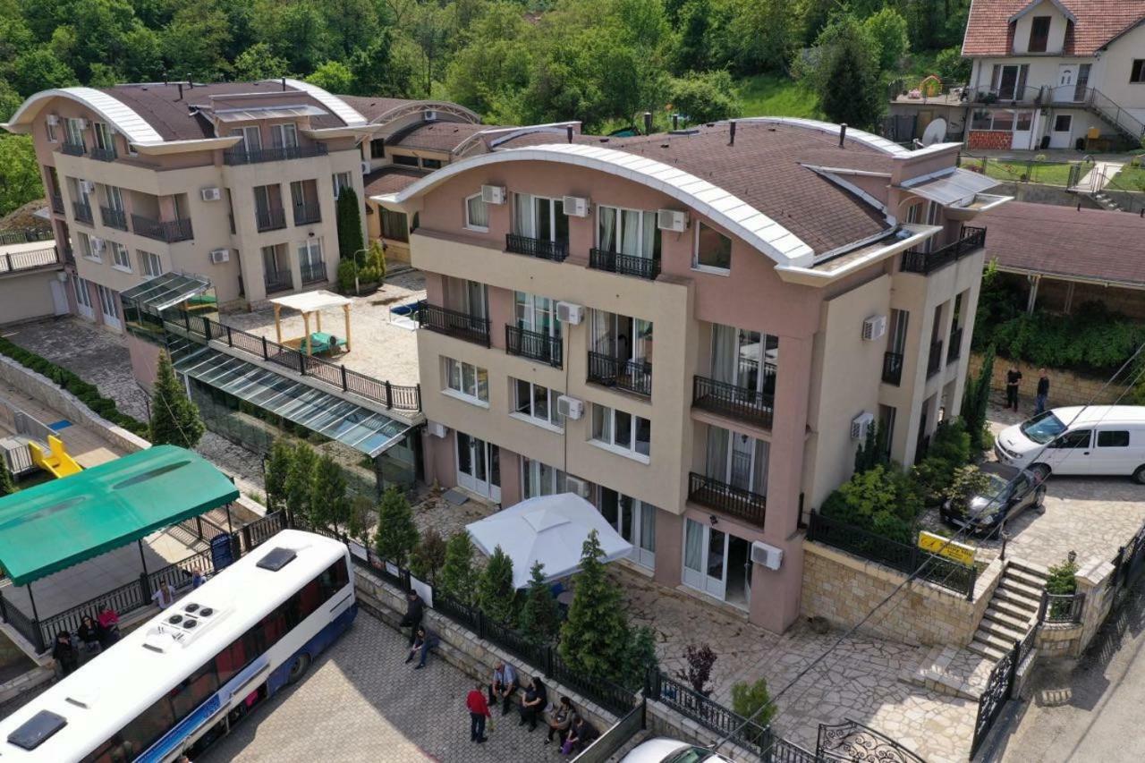Sunny Hill Apartments & Aqua Park Vrnjacka Banja Luaran gambar